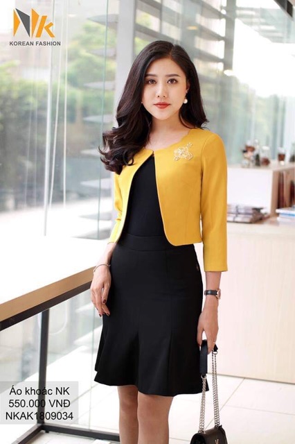 Bán Sỉ Vest lửng 2 lớp cổ lượn sóng unna | BigBuy360 - bigbuy360.vn