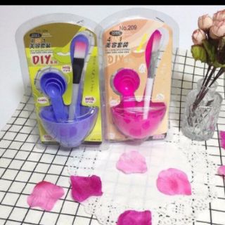 Bộ Đồ Đắp Mặt Nạ Trang Điểm