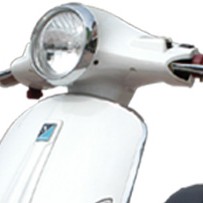 ốp nhựa đầu đèn xe máy điện Vespa