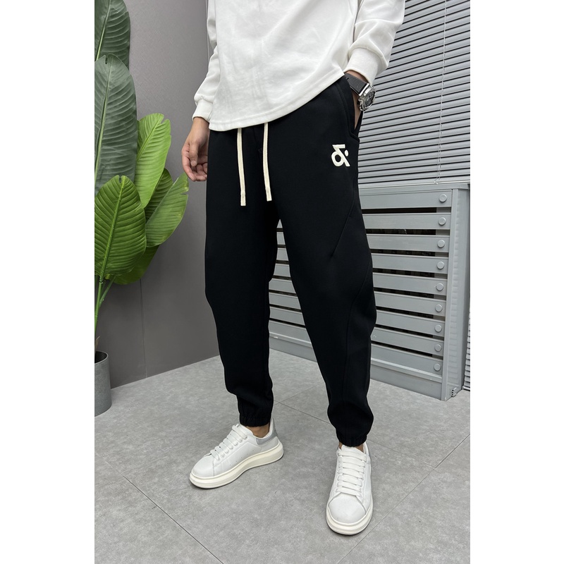 Quần Nỉ Jogger Bo Eo Bản Lớn Phối STICKER Cá Tính Phong Cách Trẻ Trung Năng Động
