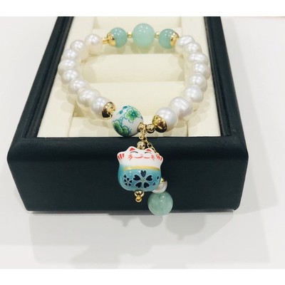 Vòng Tay Ngọc Trai 8 Ly Mix Charm Sứ Hình Mèo May Mắn - Ngọc Trai Trường Thịnh