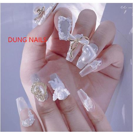 charm tim trang trí nail