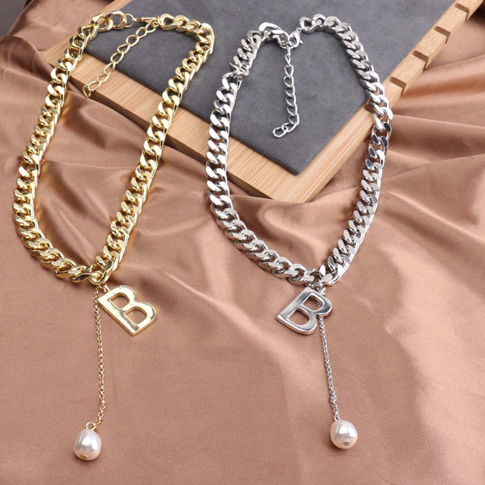 Vòng Cổ Choker Nữ Mặt Chữ B Cá Tính