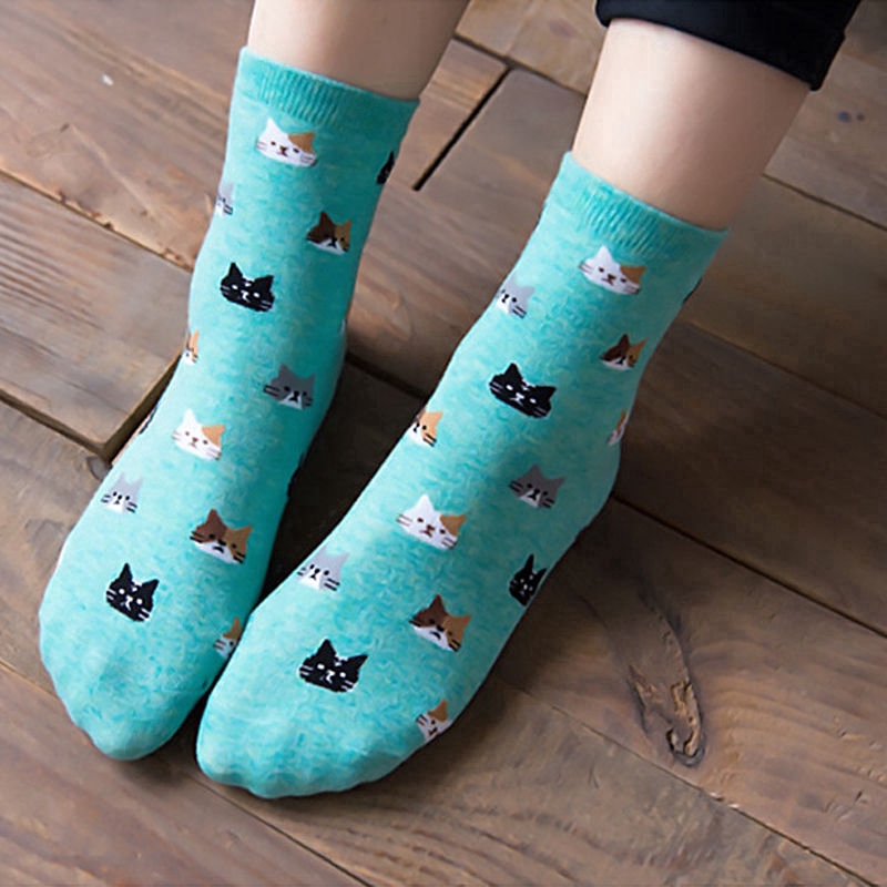 1 đôi tất cotton họa tiết hoạt hình dễ thương cho nữ