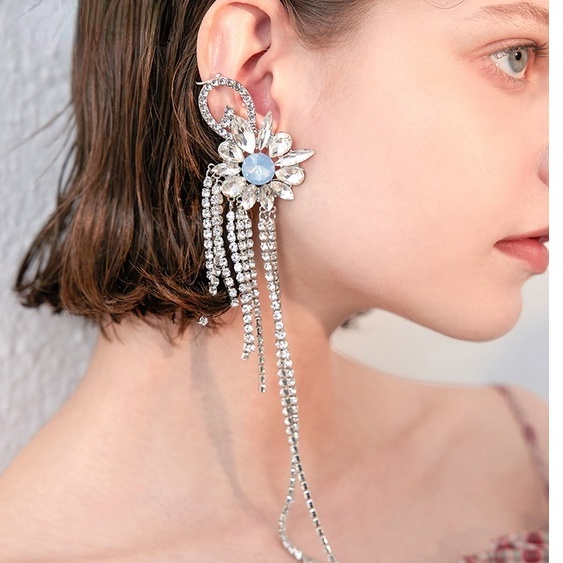 Bông Tai Cỡ Lớn Dáng Dài Đính Đá Phối Tua Rua Thời Trang Cao Cấp Cho Nữ