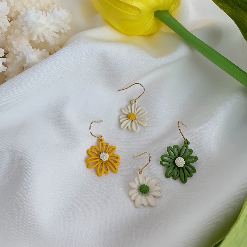 Bông Tai Hình Hoa Cúc Xinh Xắn A773