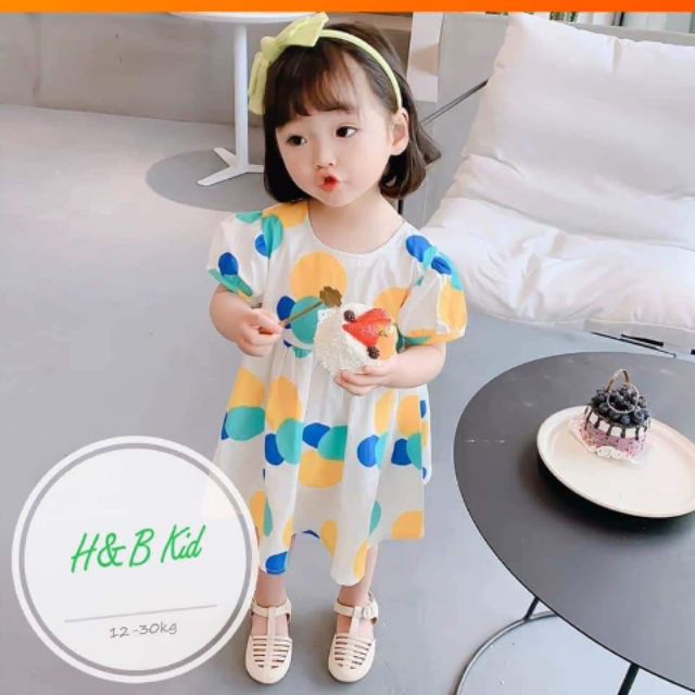 Váy bé 810k thanh xuân