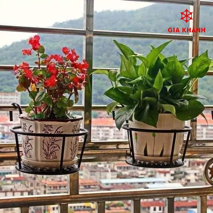 Chậu Treo Ban Công, Kệ Hoa Treo Ban Công, Kệ Sắt Treo Tường MS LD3132