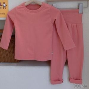 Bộ đồ ngủ tay dài lưng cao chất liệu mềm mại thoải mái cho bé