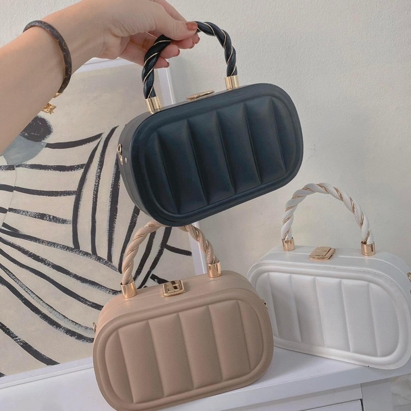 Túi QC quai Xoắn khoá sập quai Xách