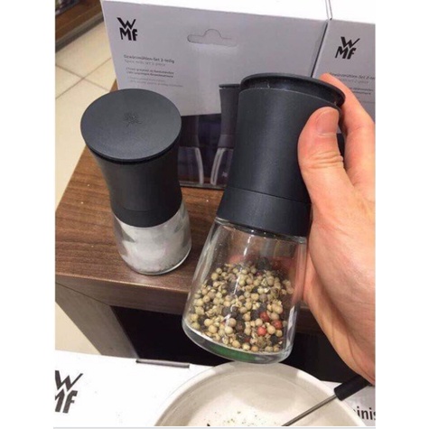 Bộ xay muối + tiêu WMF gồm 2c nắp đen