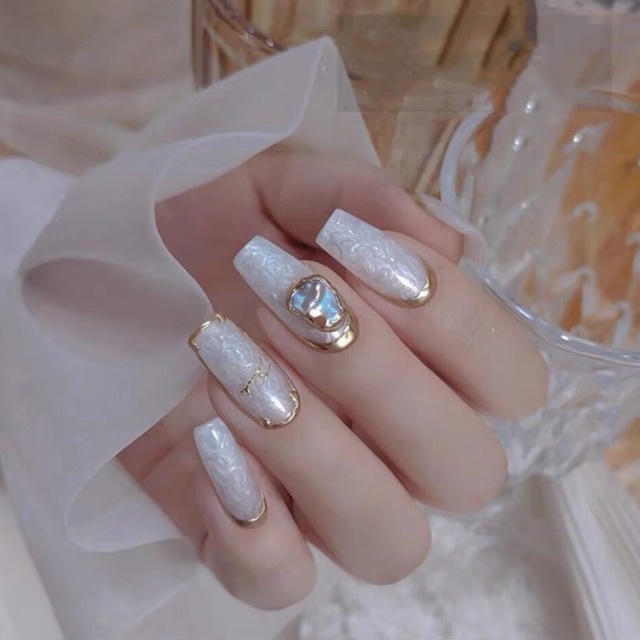 Gel ánh trai mới trang trí móng cực xinh