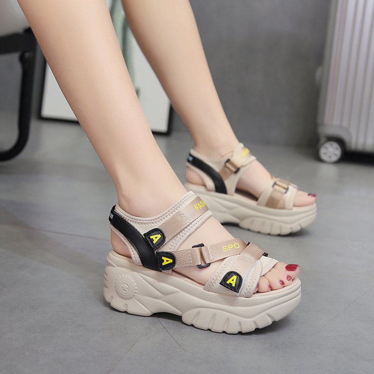 Giày Sandal Đế Bánh Mì, Quai Ngang Dán, Đế Cao 5cm S116