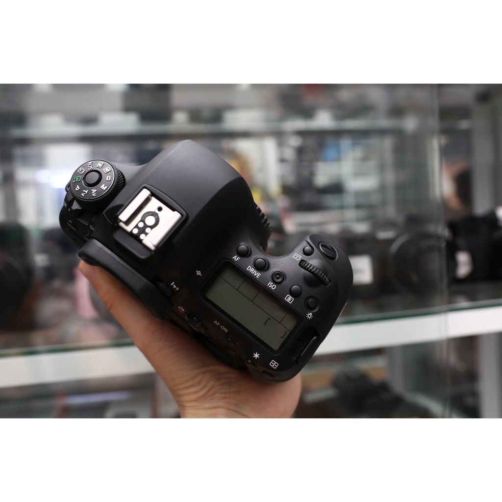 CANON EOS 6D Mark II - DÒNG MÁY ẢNH FULLFAME CHUYÊN NGHIỆP tại Máy ảnh City