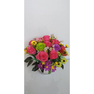 Hoa Giả cao cấp - Bình hoa hồng đỏ, trà vôn chậu sứ để bàn kich thước 24cmx24cmx20cm - Bình hoa lụa
