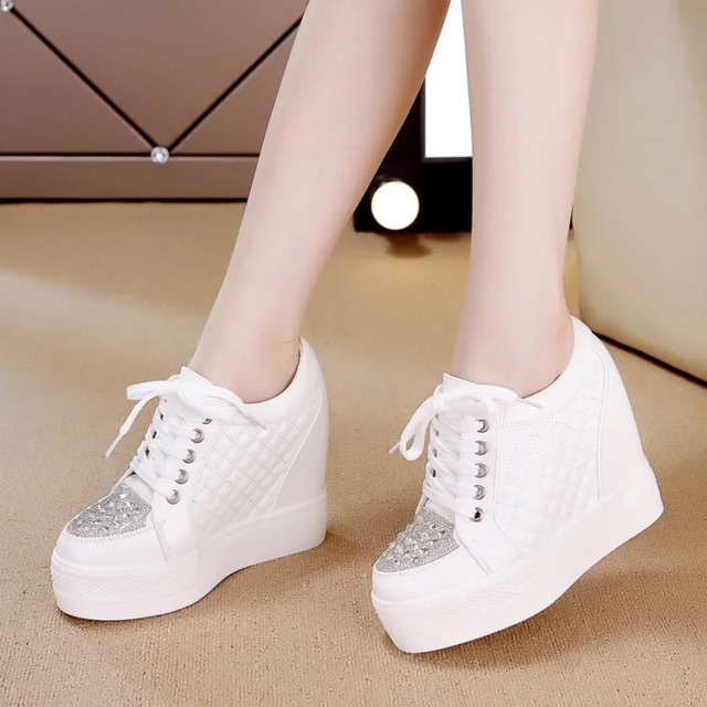 giày thể thao đế độn đính đá quảng châu 11cm