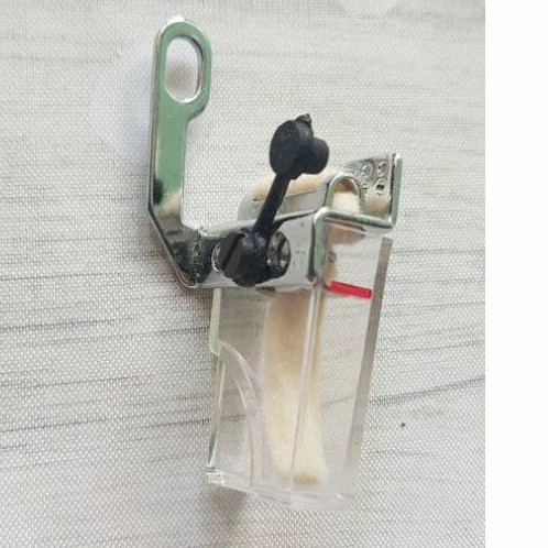 Bình dầu máy vắt sổ Siruba