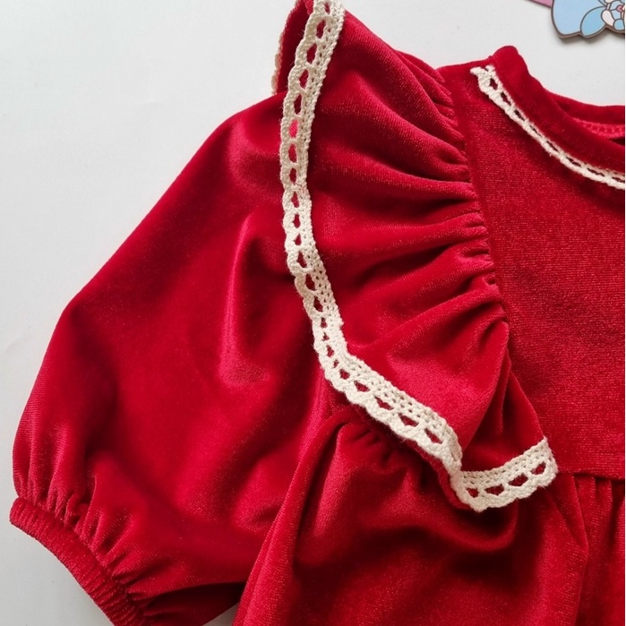 Bodysuit nhung đỏ tay cánh tiên cho bé gái sơ sinh mặc thôi nôi, đầy tháng Thu Đông - Riokids BD81