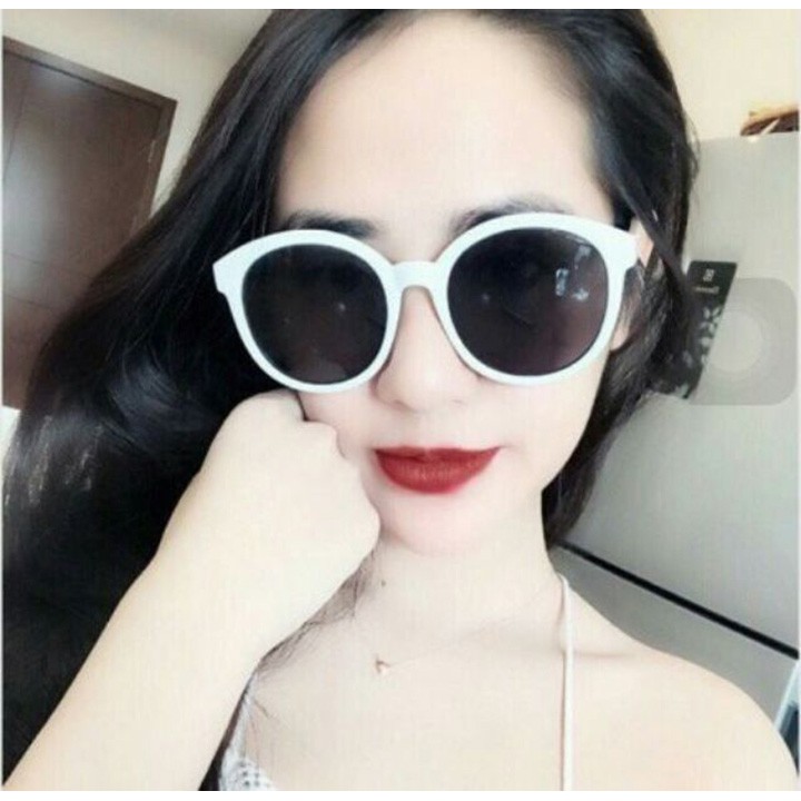KÍNH V TRÒN TRẮNG CỰC HOT