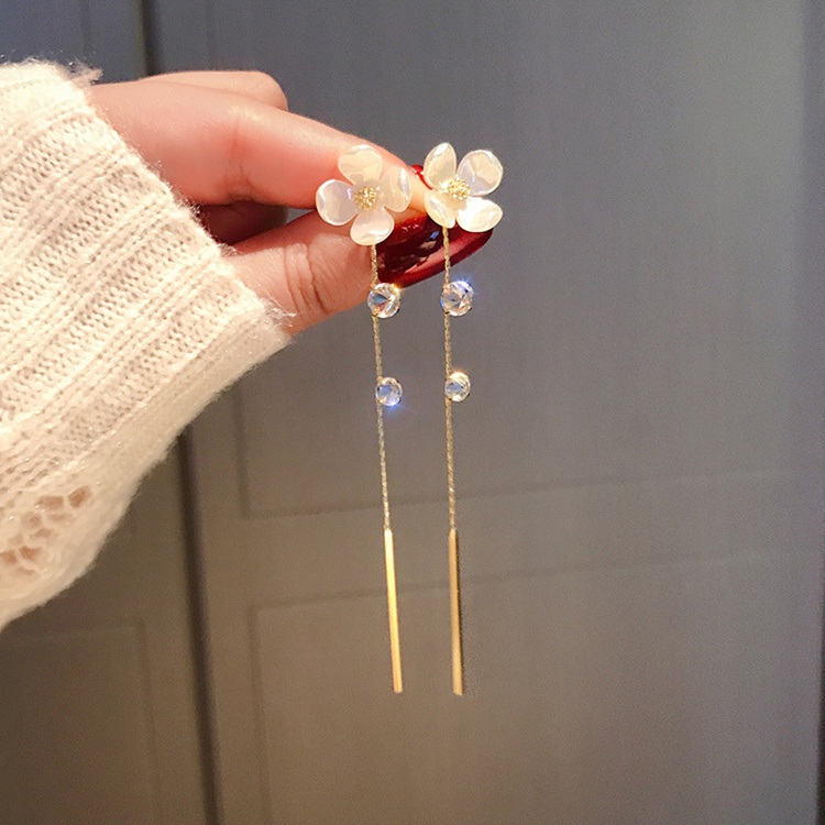 Bông Tai Dáng Dài Bằng Sợi Tổng Hợp Phối Tua Rua Hình Hoa Phong Cách Hàn Quốc Thanh Lịch Thời Trang Cho Nữ