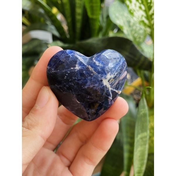 Trái tim đá Sodalite - Viên đá Hoàng gia