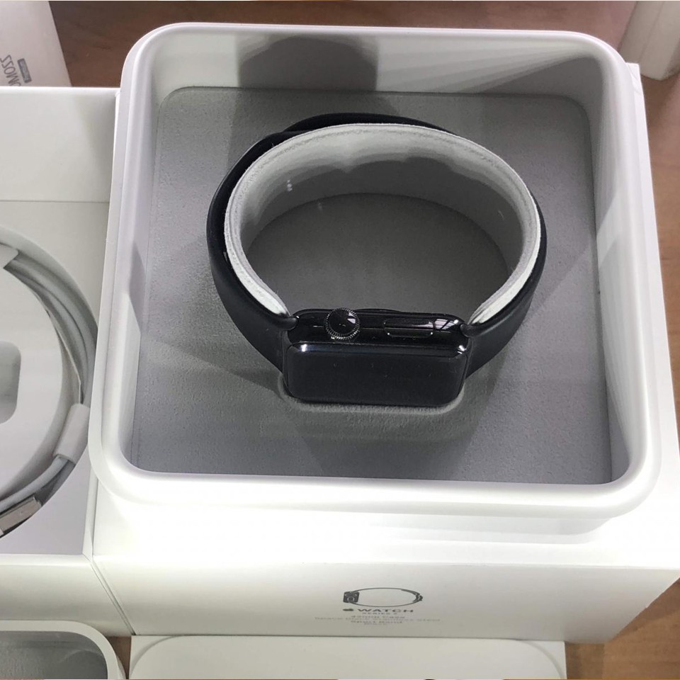 Apple watch series 2 thép 38mm và 42mm mới 99% bảo hành 12 tháng lỗi là đổi tại Xoăn Store