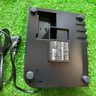 Đế sạc pin chậm Makita DC18SD 18V
