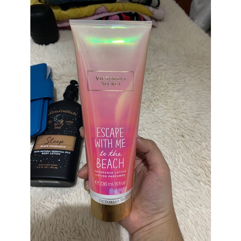 Dưỡng thể Victoria's Secret Fragrance Lotion 236ml - Escape with me to the Beach (Mỹ)