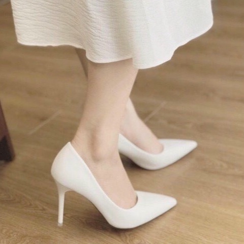 Giày cao gót nhọn 8p  bít mũi công sở Trắng