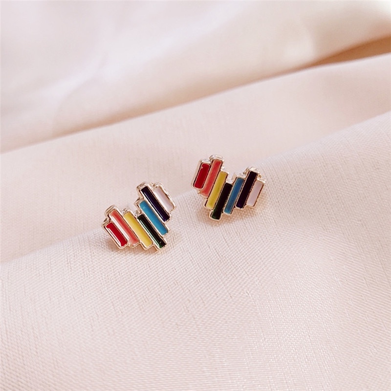 Khuyên Tai Hình Trái Tim Màu Cầu Vồng Xinh Xắn Cho Nữ