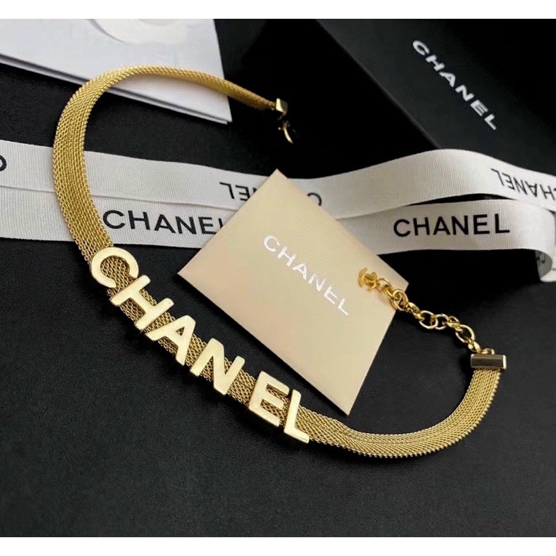 Vòng cổ hình vòng cung bẹt siêu sang