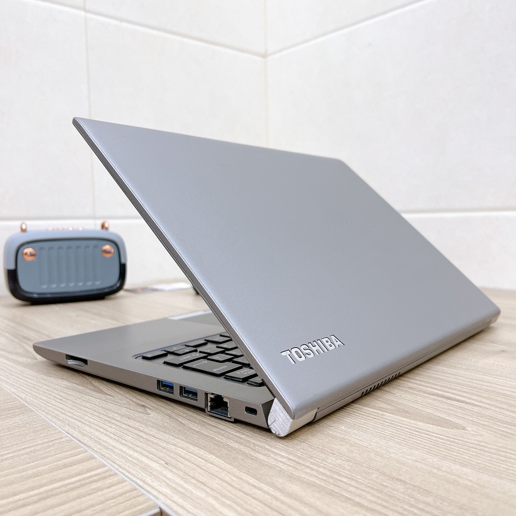 Laptop Toshiba Portege Z30-B màn 13.3 siêu mỏng - Core i5 5200U nặng 1.2Kg