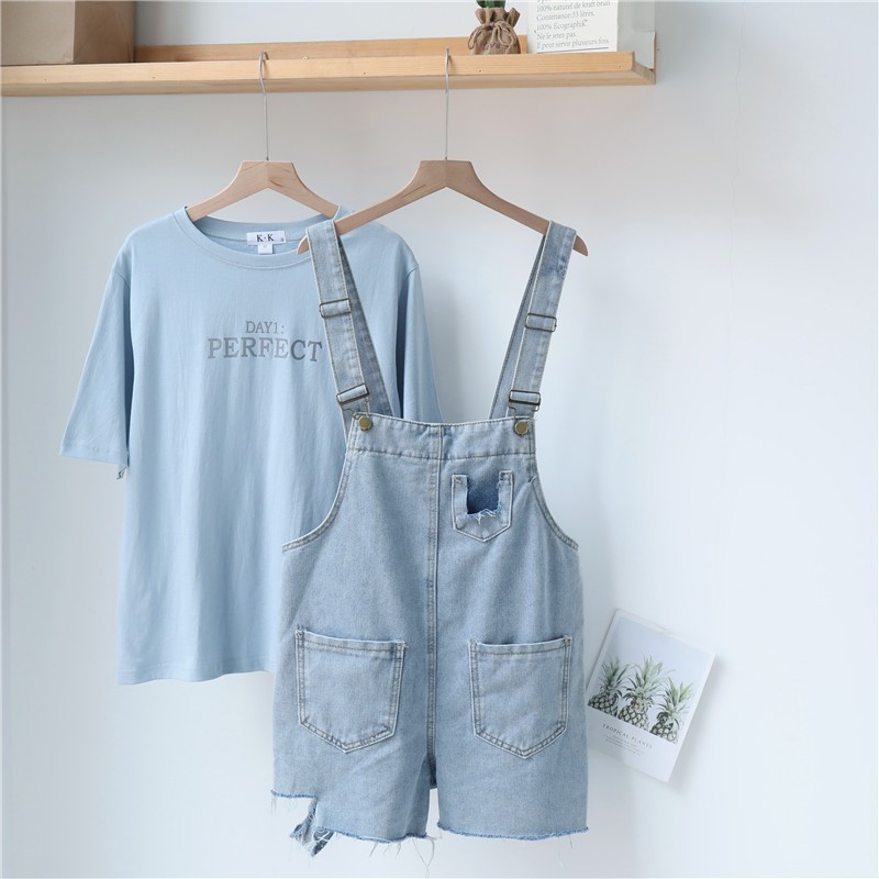 Set Trang Phục Phong Cách Hàn Quốc Áo Phông + Yếm Bò Rách Cá Tính | BigBuy360 - bigbuy360.vn
