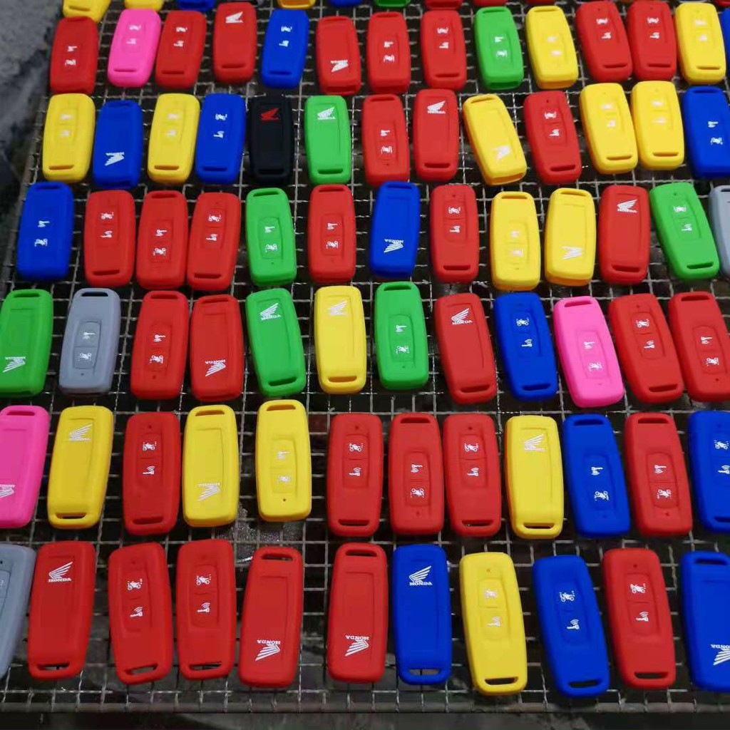 Bao chìa khoá smartkey vision 2021 kèm móc treo Doremon