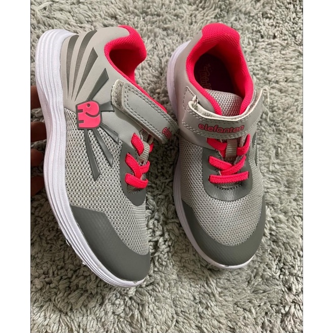 Giày Elephanten cho bé gái