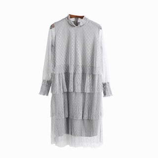 Váy lưới tầng chấm bi