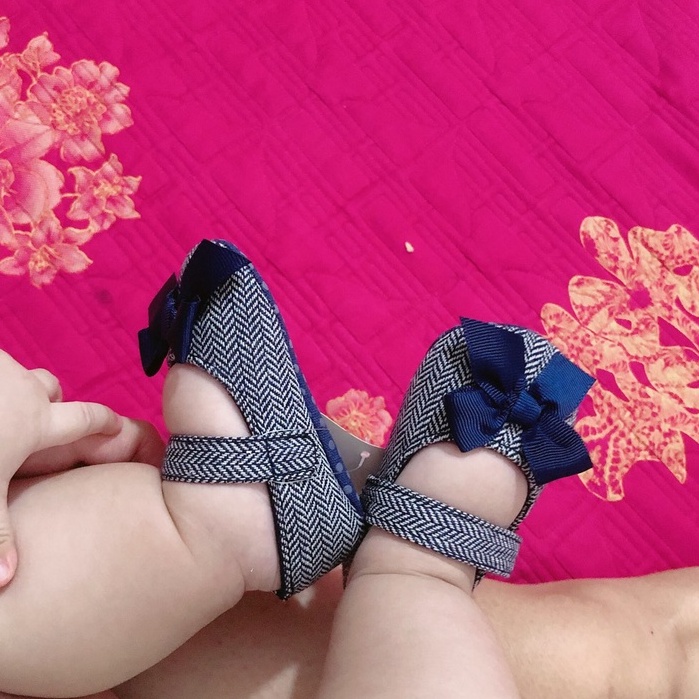 Giày cho bé gái đế mềm chống trơn trượt chất vải mềm mại an toàn đính nơ siêu xinh cho bé