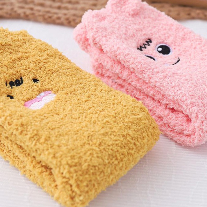 Vớ Nhung San Hô Dày Dặn Thêu Họa Tiết Động Vật Hoạt Hình 3D Dễ Thương Cho Nữ