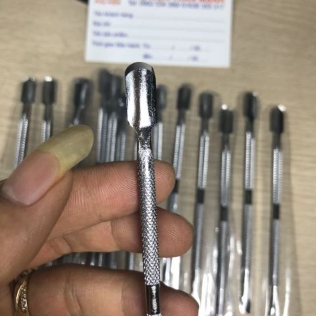 Cây đẩy da chết,cậy khoé móng , đẩy móng