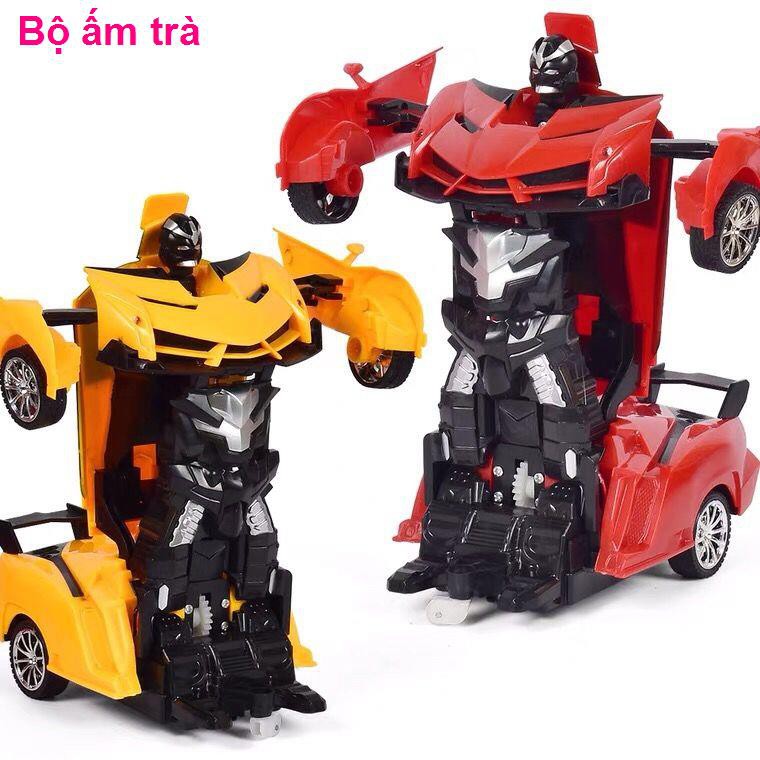 Xe điều khiển từ xa biến hình Robot King Kong có thể sạc lại đồ chơi trẻ em cậu bé Lamborghini đua