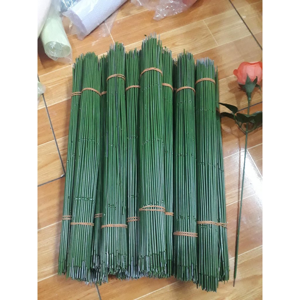 Cành nhựa , kẽm cành 30cm,40cm làm thân hoa