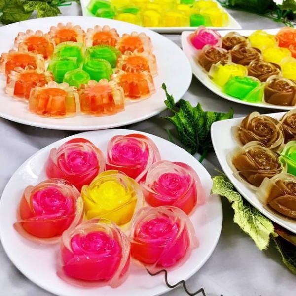 Combo 20 khuôn silicon rau cau hình hoa hồng 2 kich thước 3 và 5cm