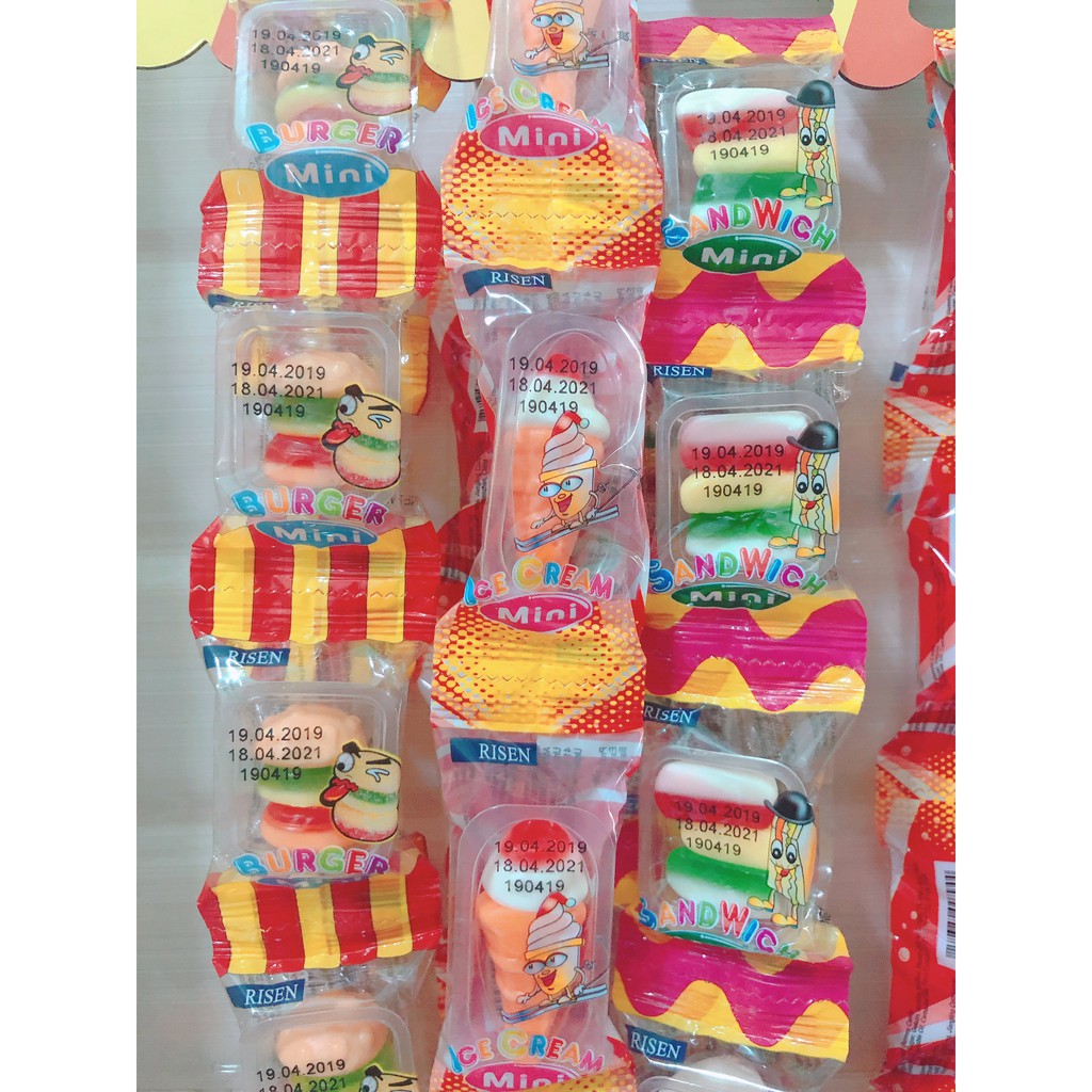 Combo 2 vỉ kẹo dẻo Risen