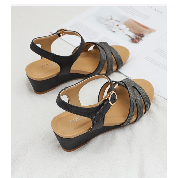 Giày sandal đế xuồng 5cm, quai chéo chất da ánh kim sang trọng