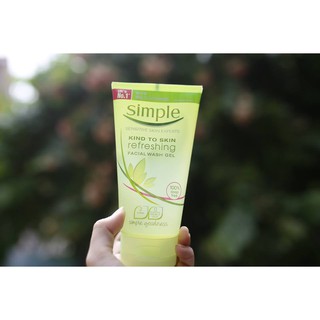 Sữa Rửa Mặt Dạng Gel Simple Kind To Skin Refreshing Facial Wash Gel