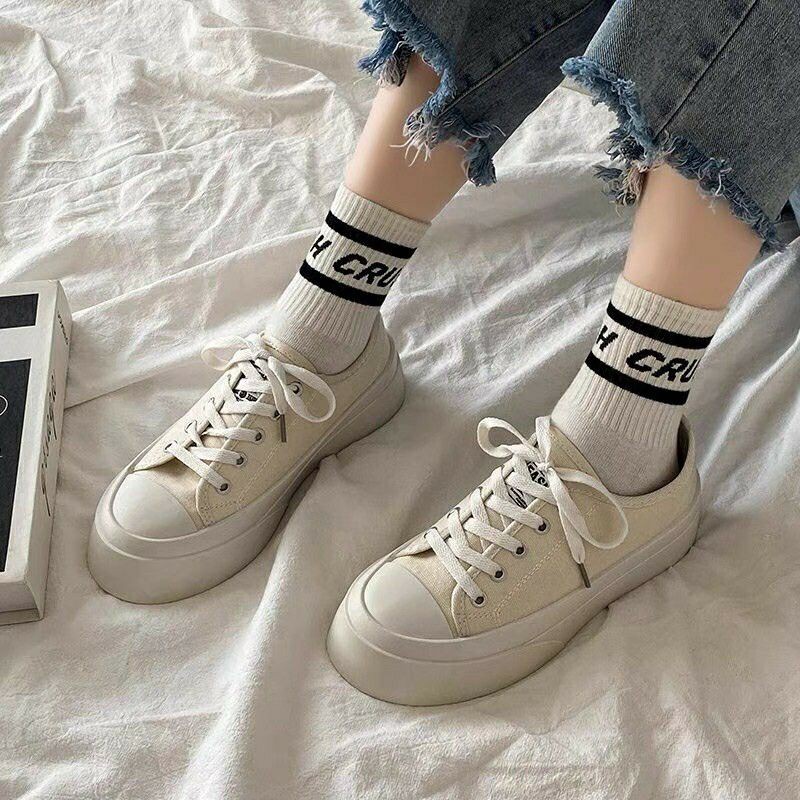 Giày Thể Thao Nữ Cổ Thấp Viền 3 Màu Hot Trend 555