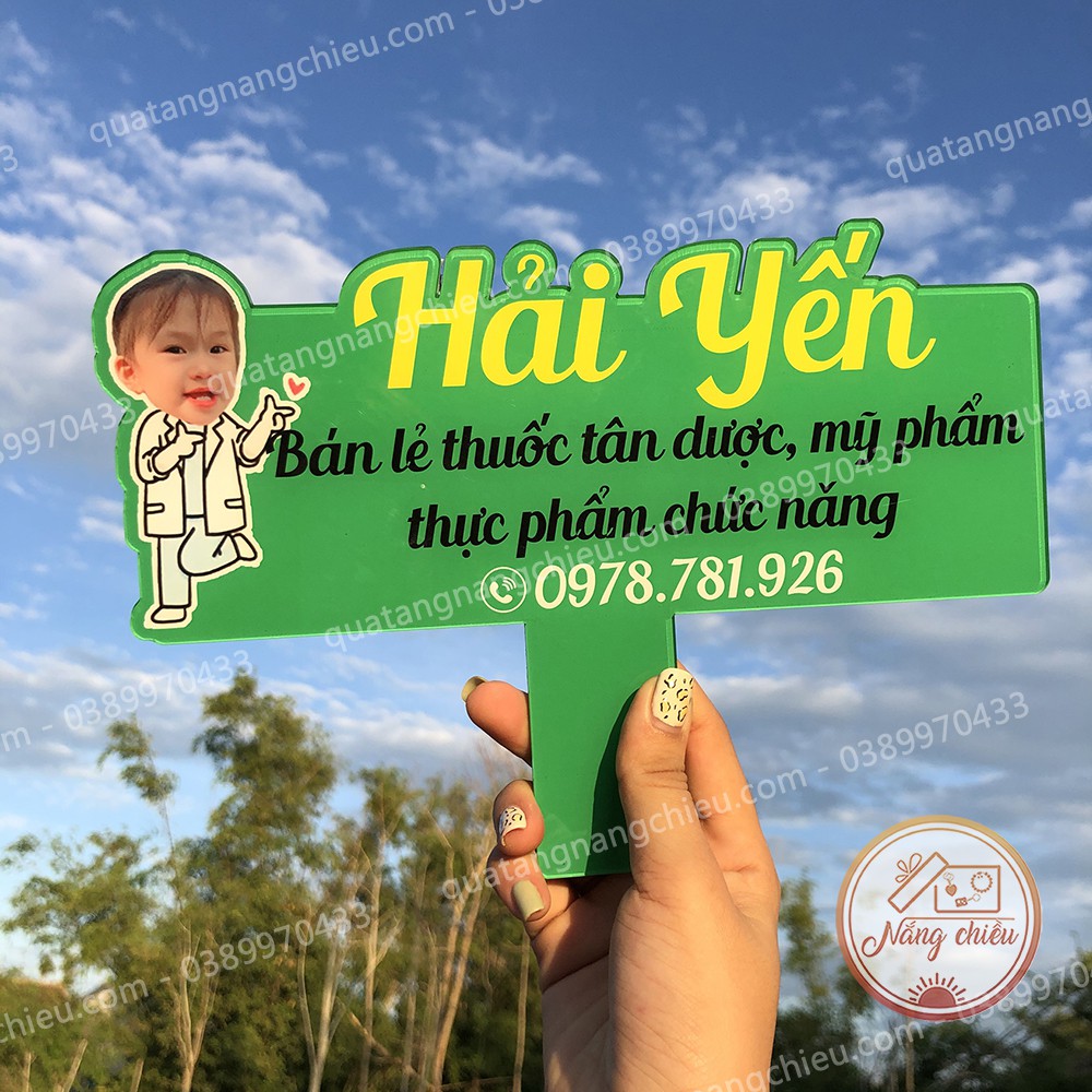 Hastag cầm tay in và thiết kế theo yêu cầu