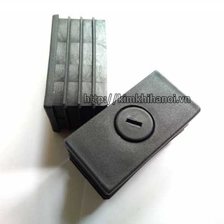 10 cái Đầu nhựa bịt đầu ống sắt thép hộp 40x80 có tăng đưa (có nút tăng chỉnh)