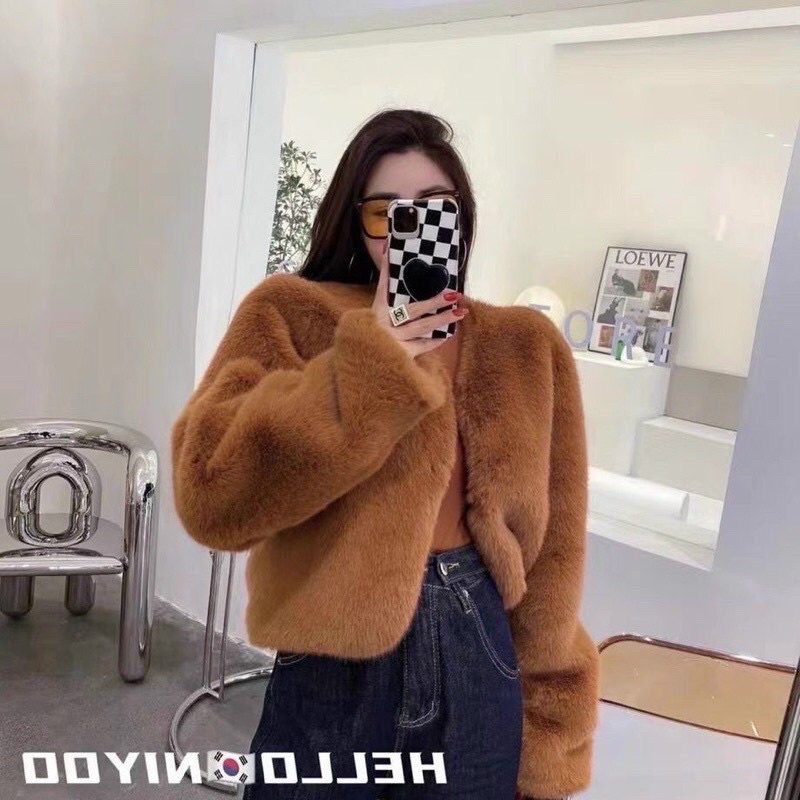 Áo lông cho nữ sang chảnh năm 2022