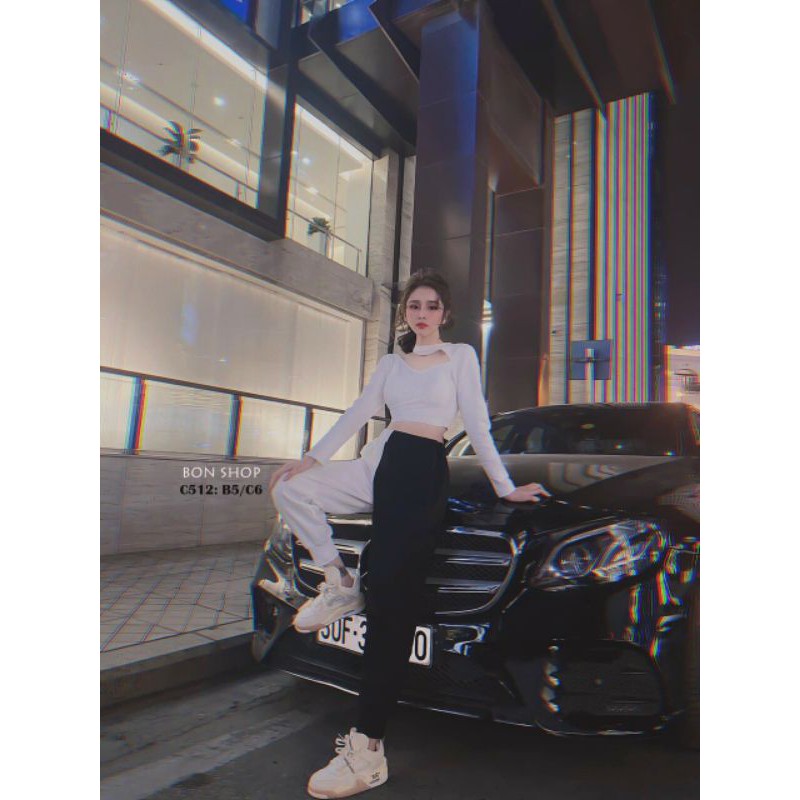 ÁO KIỂU KHOÉT SIÊU LẠ